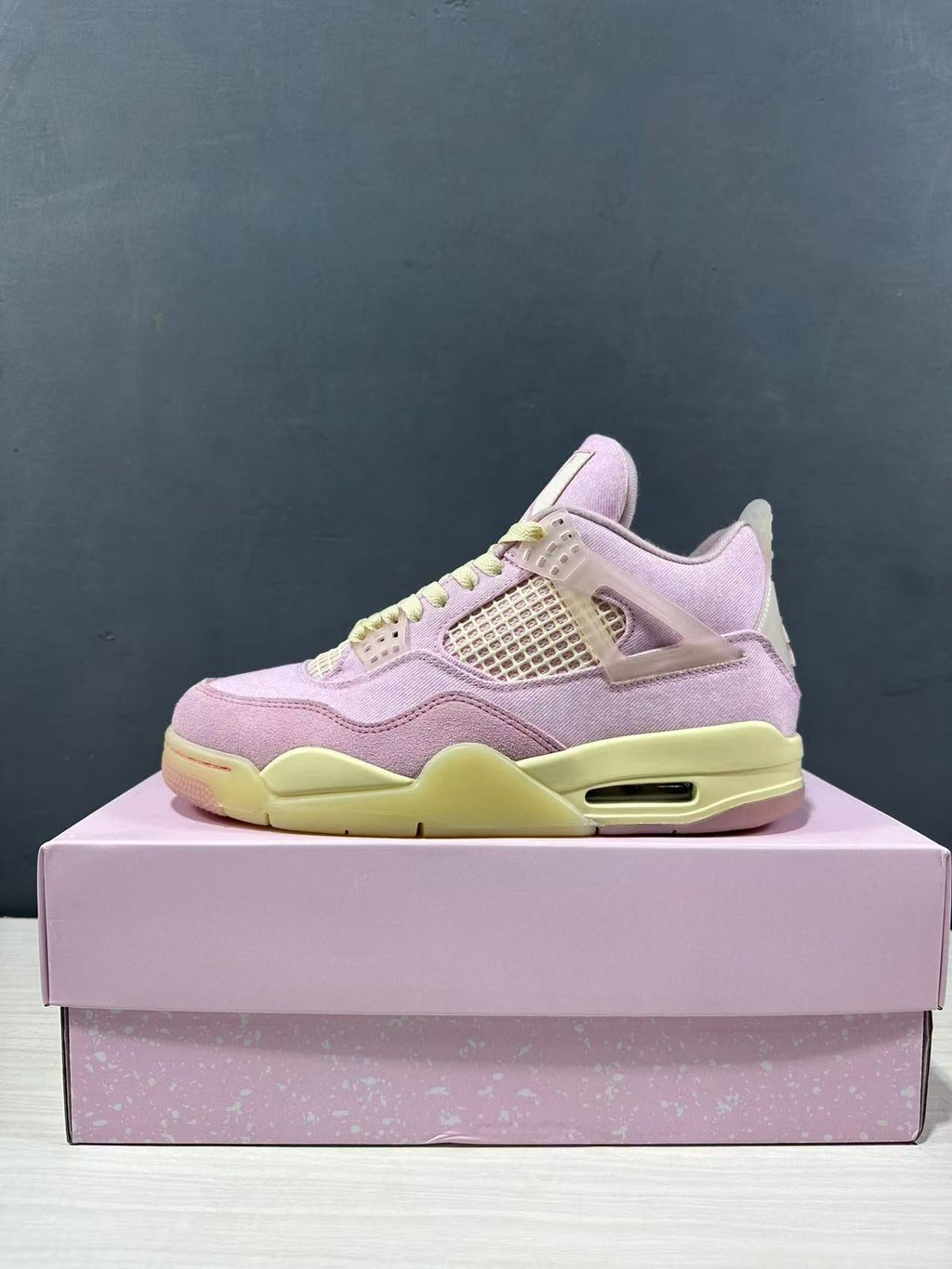 Jordan Air Jordan 4 Retro Pink Sneakers IB6716-600