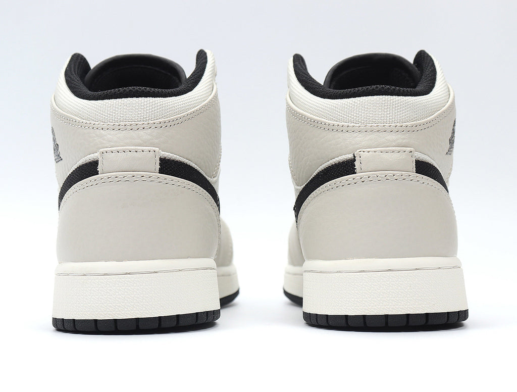 Jordan 1 Retro High OG Sneakers in Light Smoke Grey and Black