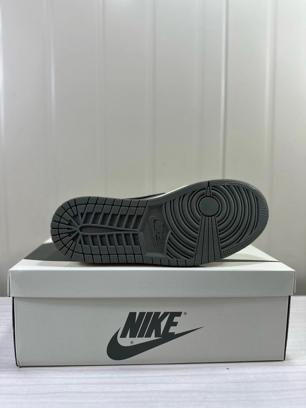 Jordan Air Jordan 1 Low OG DM7866-200 Sneakers