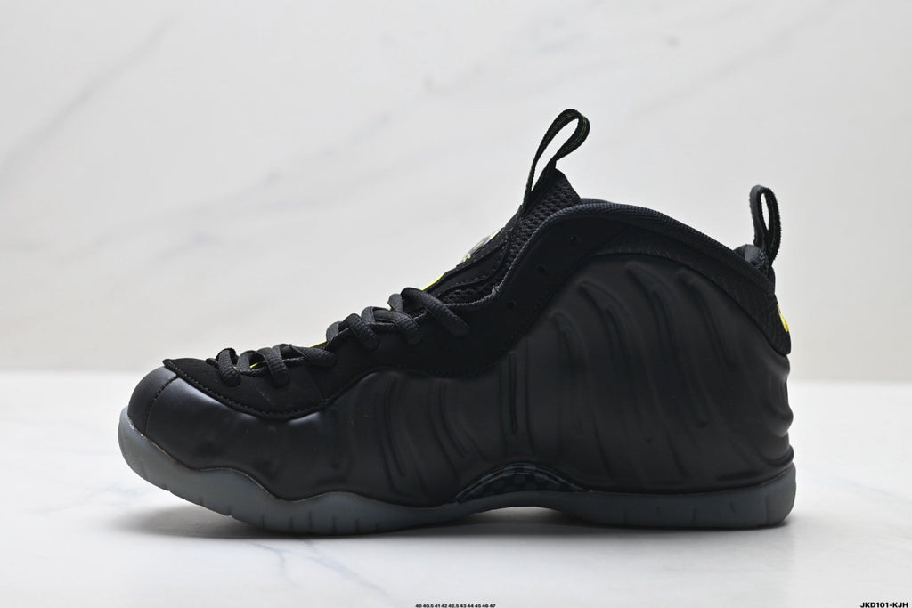 Nike Air Foamposite One Black Neon Yellow Sneakers