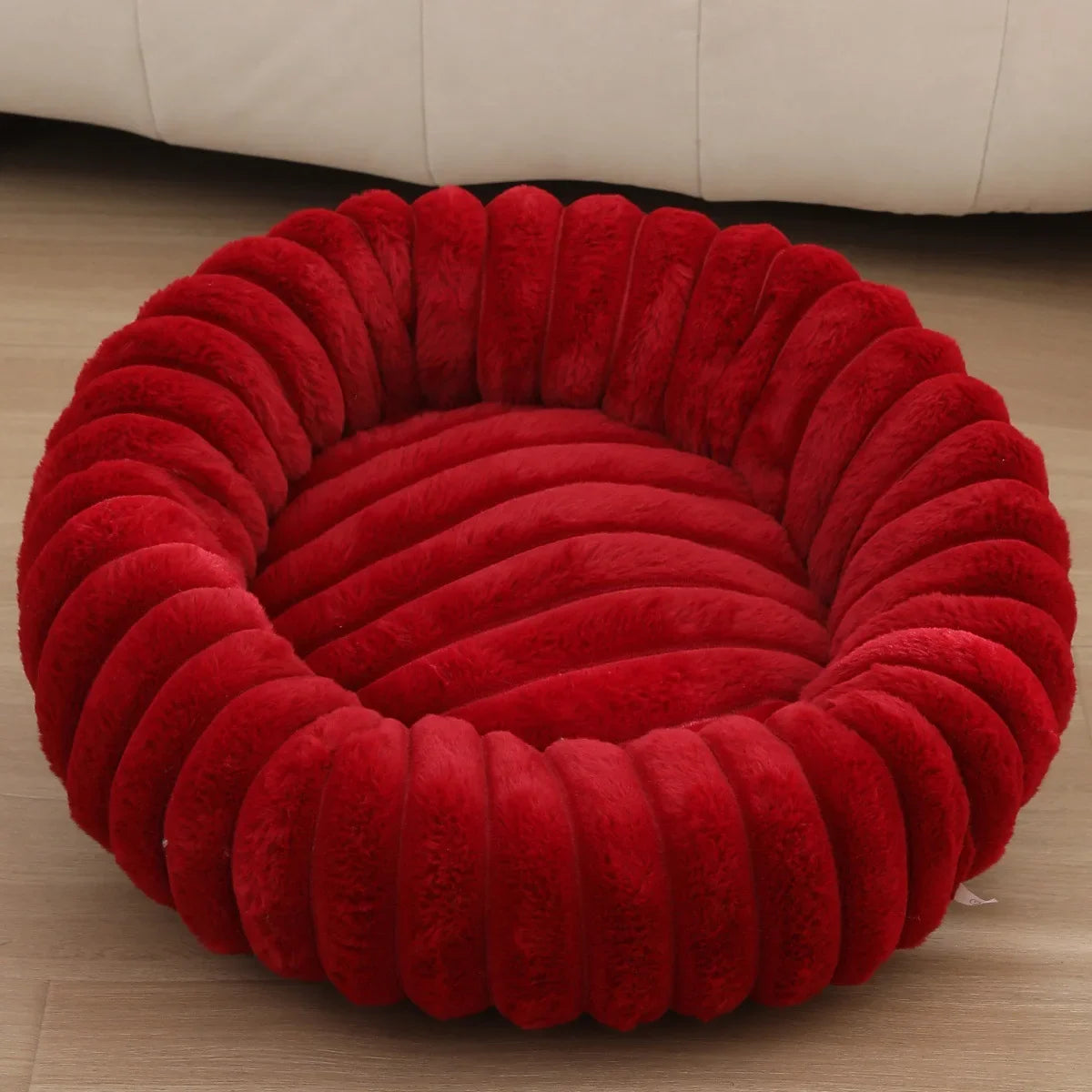 SnuggleNest Plush Pet Bed - Cozy Winter Retreat for Cats and Dogs