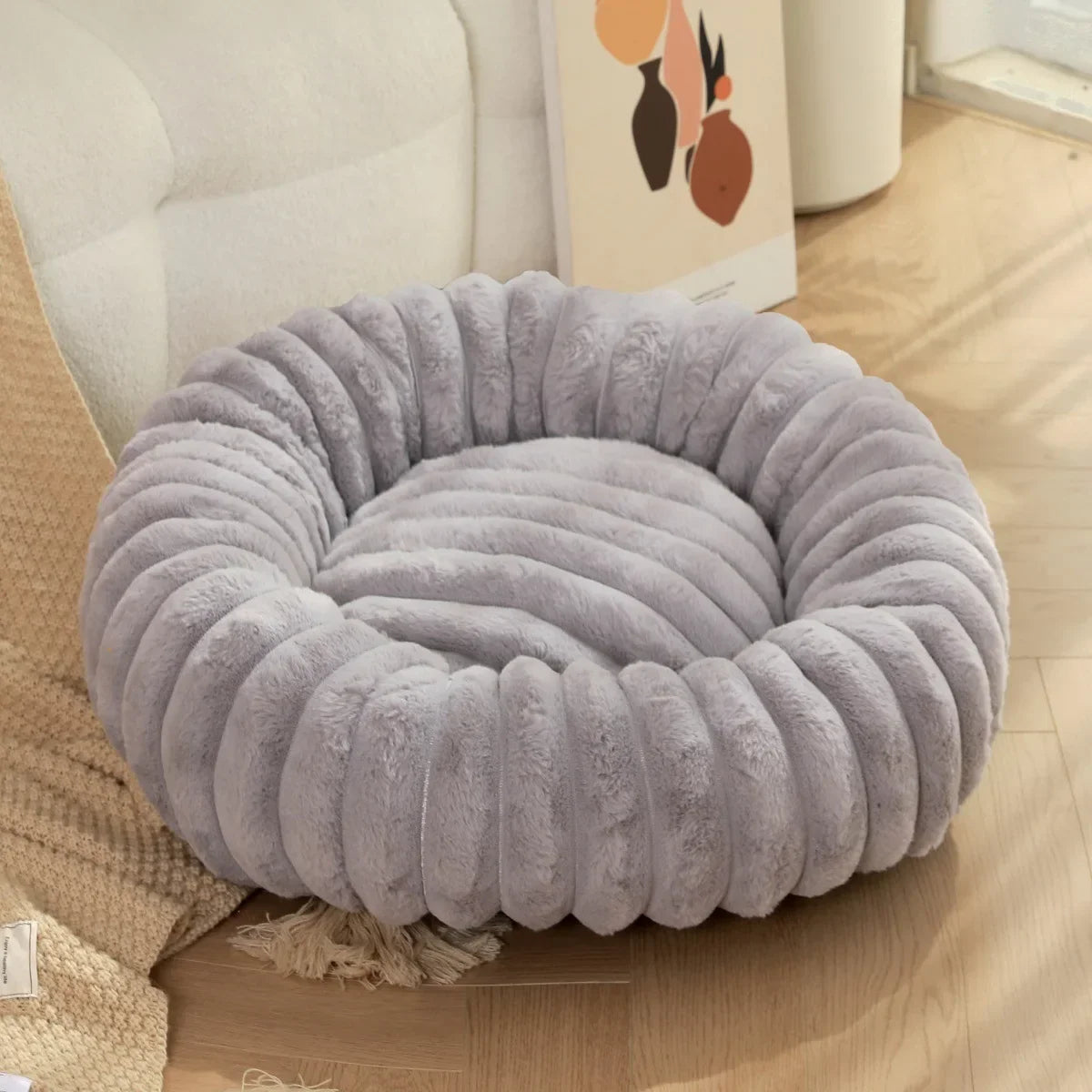 SnuggleNest Plush Pet Bed - Cozy Winter Retreat for Cats and Dogs