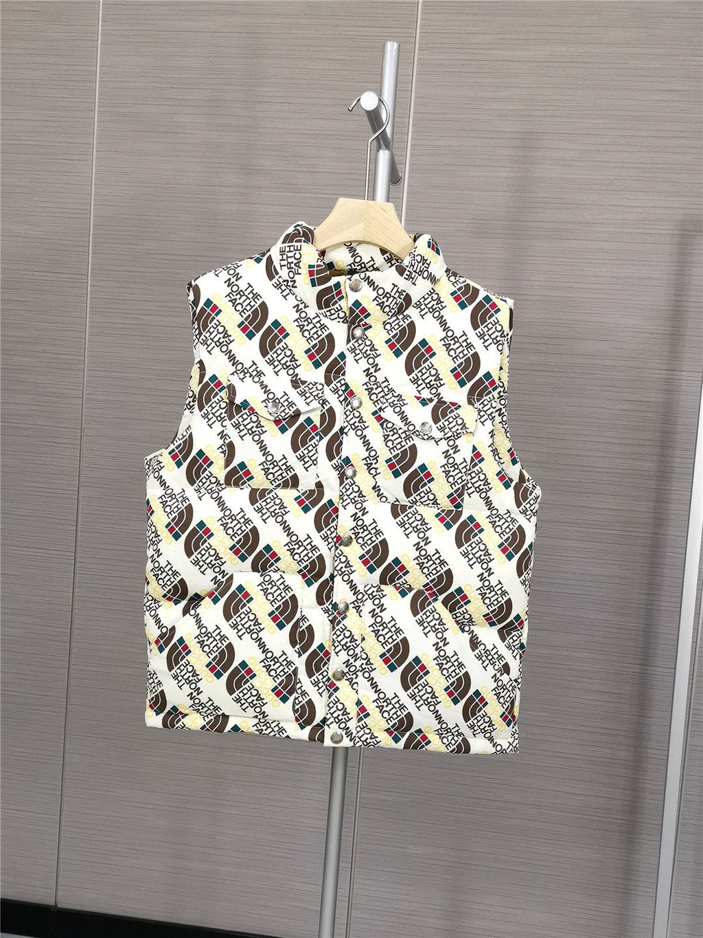 The North Face x Gucci White Diagonal Logo-Print Quilted Vest