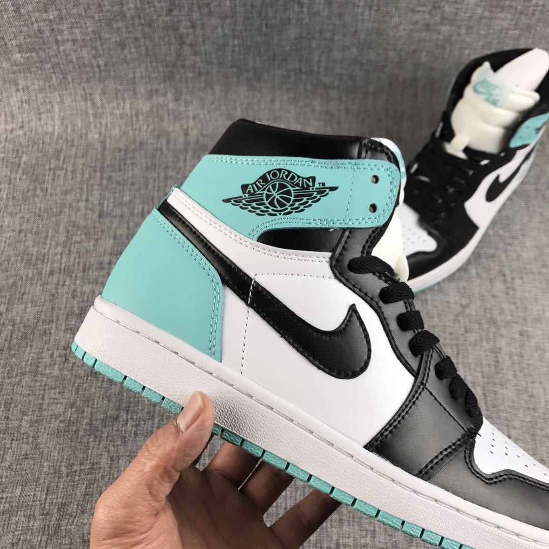 Jordan Air Jordan 1 High Mint Green Black White Sneakers