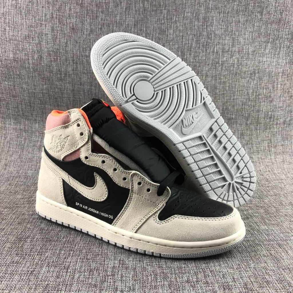Jordan Air Jordan 1 High OG Grey Black Pink 555088-018